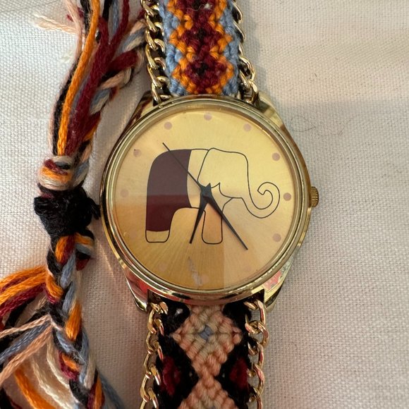 Elephant Watch #3482 - Adjustable Woven Band w/Goldtone Link Chain Edges - Picture 2 of 6